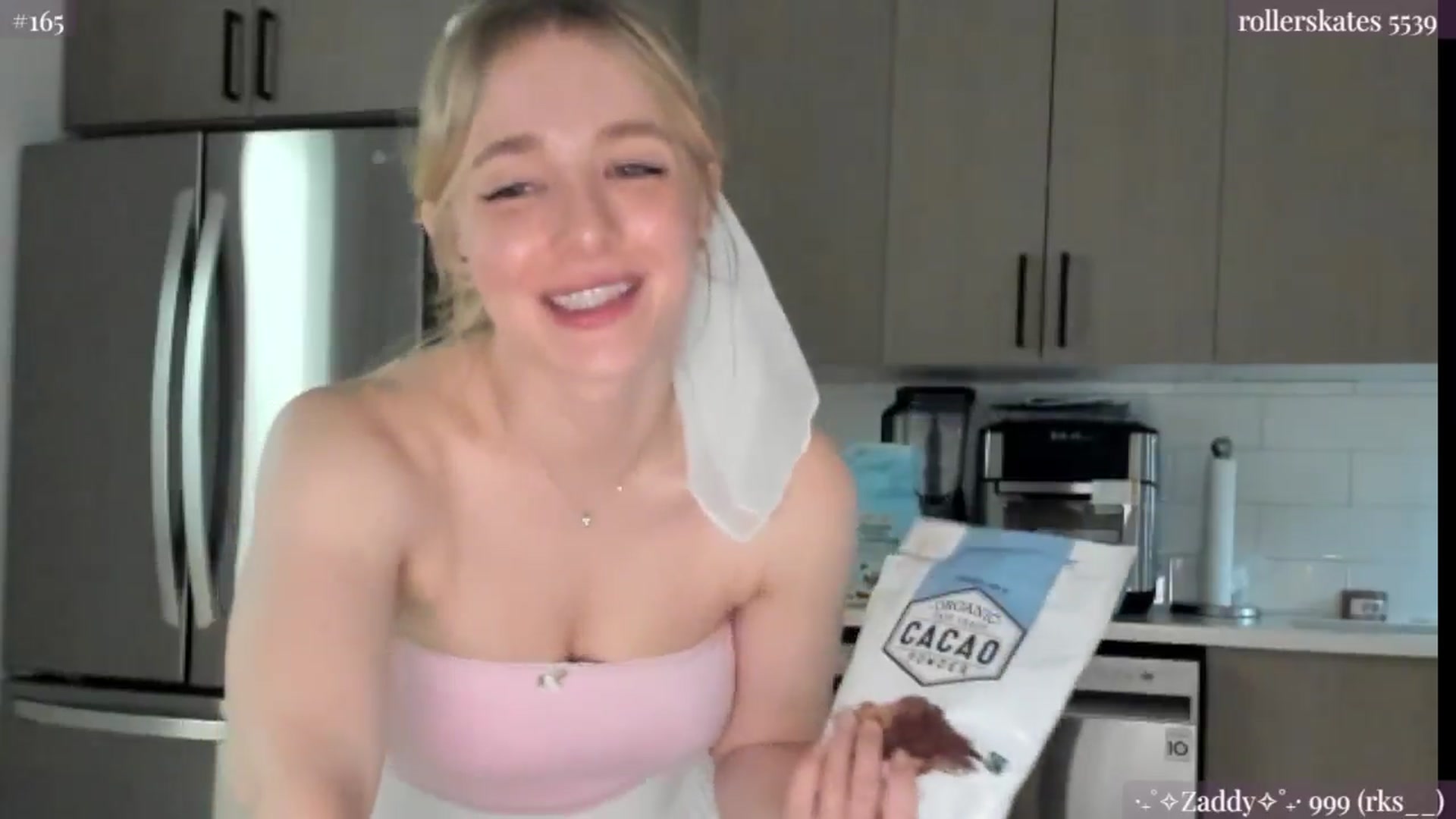 Gallery image thumbnail from NightSky's myfreecams stream on, 06/22/2024, 24:38 image 18 of 20