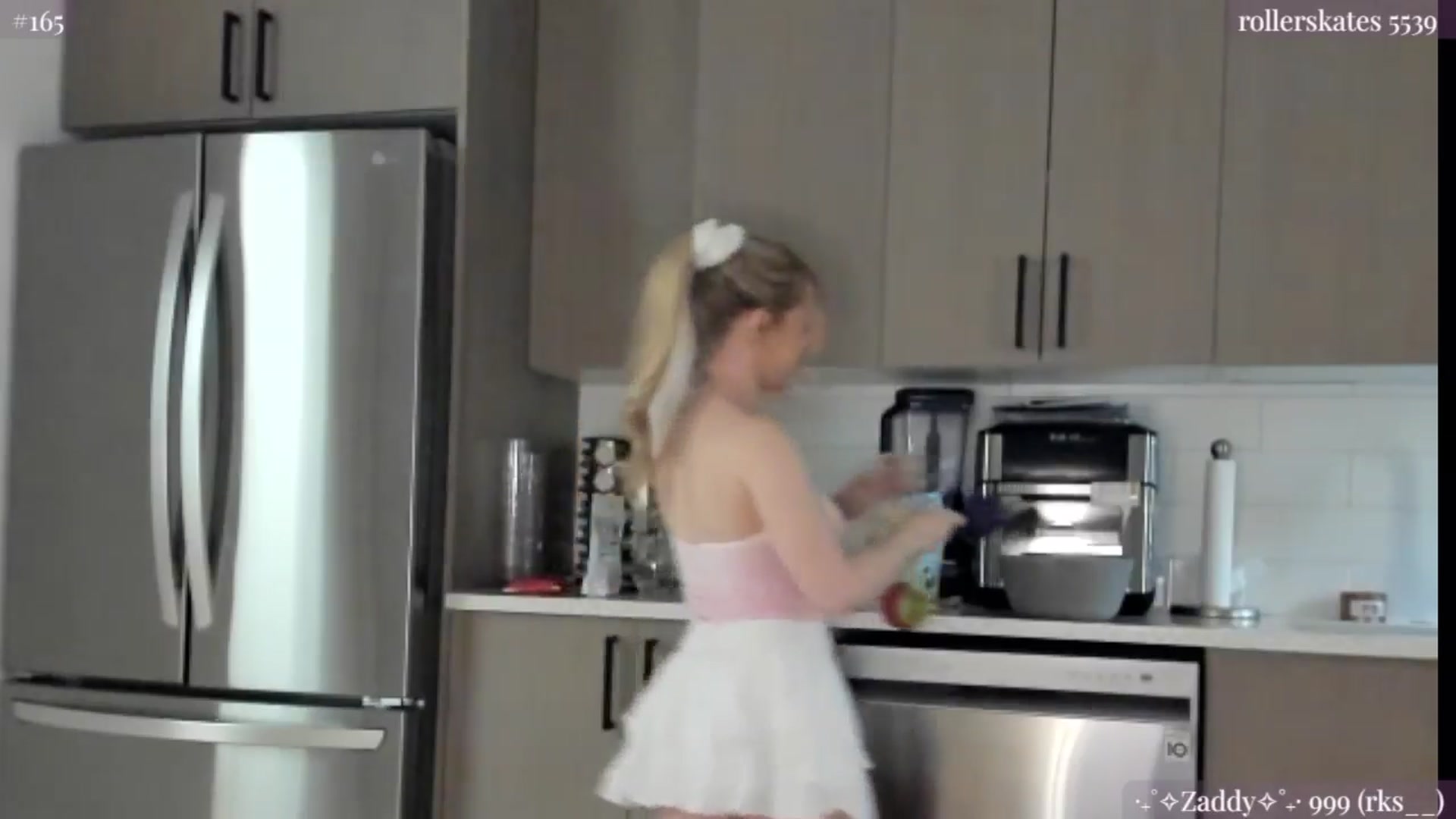 Gallery image thumbnail from NightSky's myfreecams stream on, 06/22/2024, 24:38 image 11 of 20