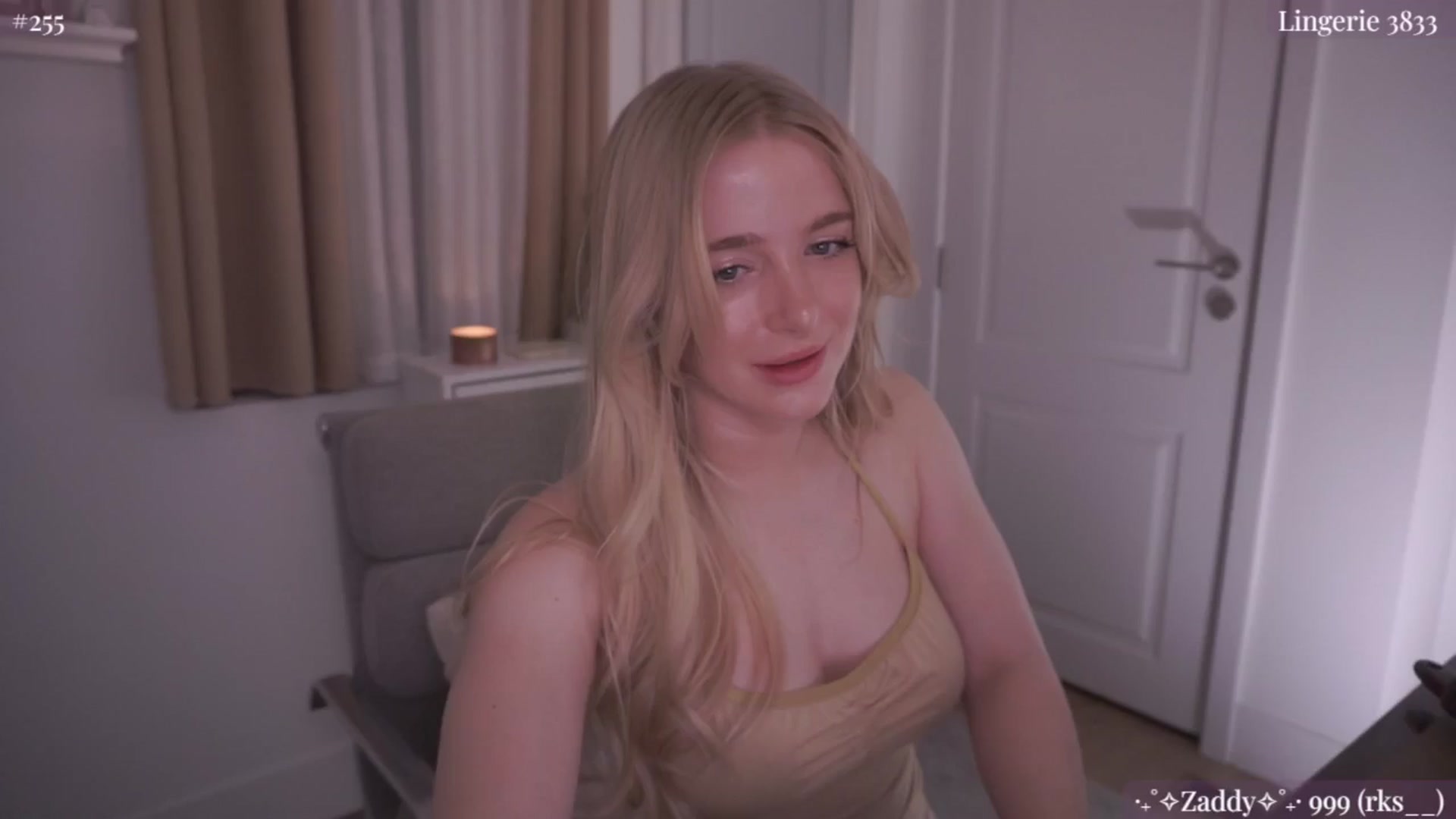 Gallery image thumbnail from NightSky's myfreecams stream on, 07/14/2024, 04:22 image 12 of 20