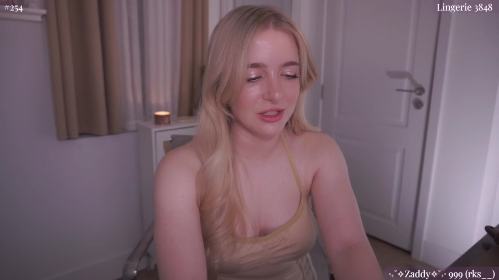 Gallery image thumbnail from NightSky's myfreecams stream on, 07/14/2024, 04:22 image 8 of 20