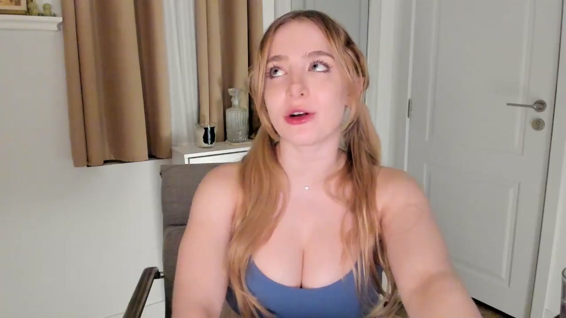 Gallery image thumbnail from NightSky's myfreecams stream on, 09/04/2024, 02:38 image 13 of 20