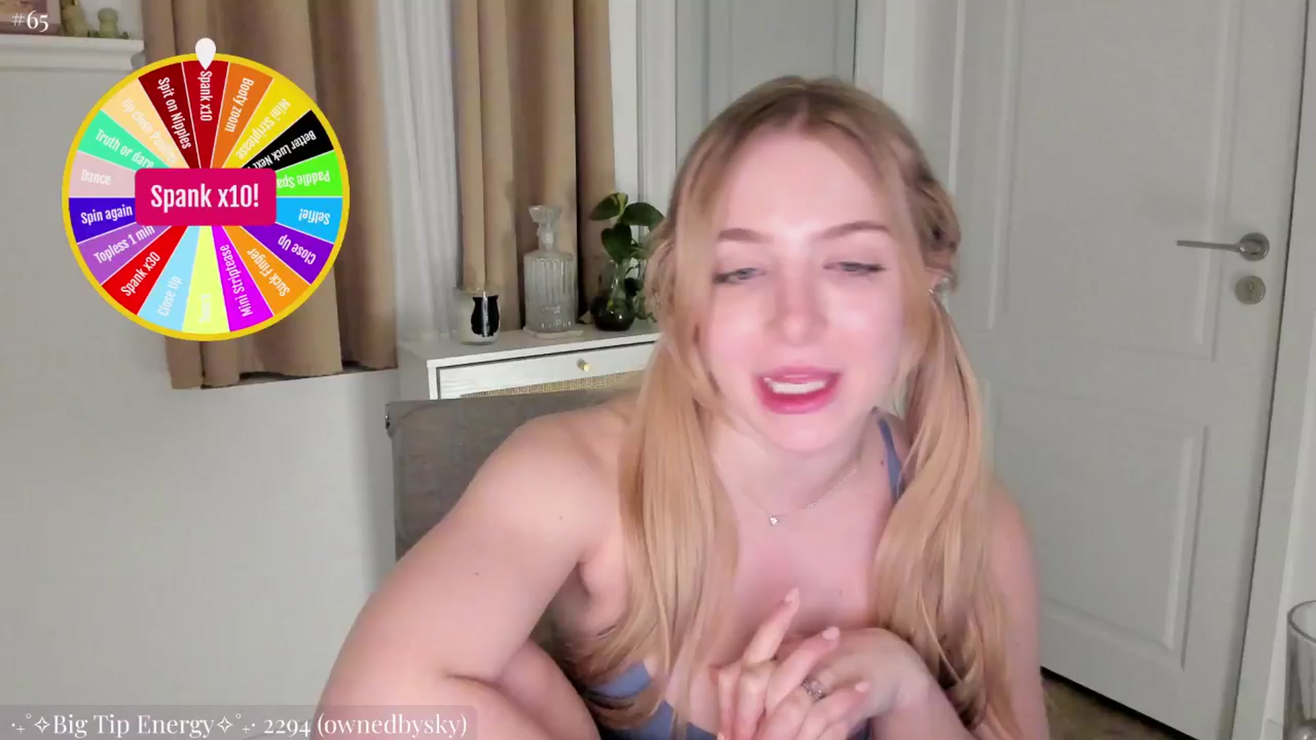 Gallery image thumbnail from NightSky's myfreecams stream on, 09/04/2024, 05:15 image 18 of 20