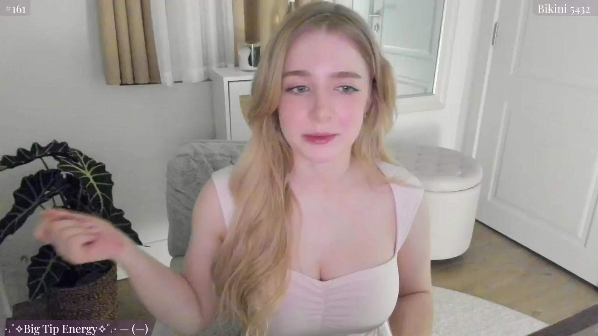 Gallery image thumbnail from NightSky's myfreecams stream on, 09/29/2024, 03:04 image 12 of 20