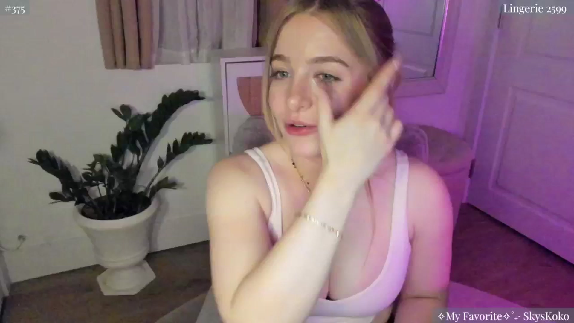 Gallery image thumbnail from NightSky's myfreecams stream on, 11/30/2024, 06:26 image 11 of 20