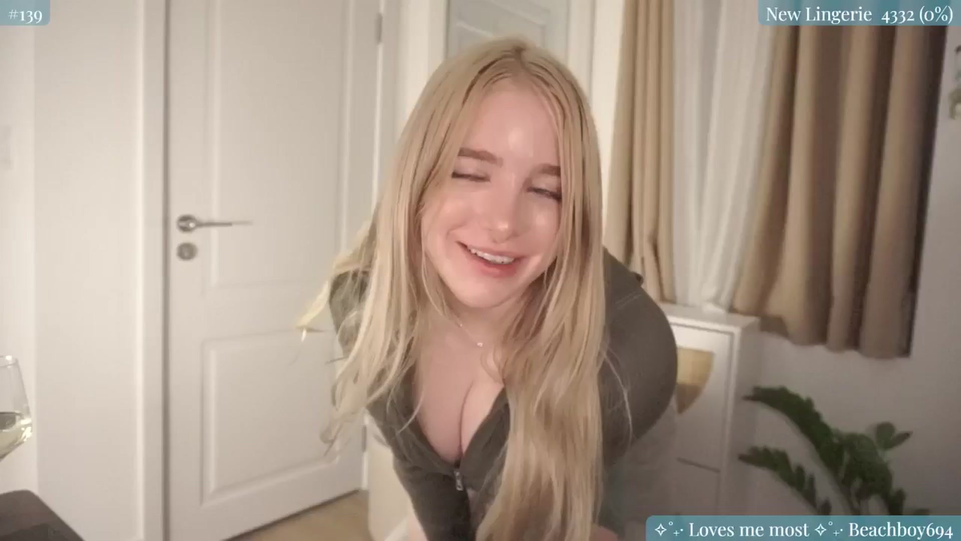 Gallery image thumbnail from NightSky's myfreecams stream on, 01/07/2025, 03:54 image 15 of 20