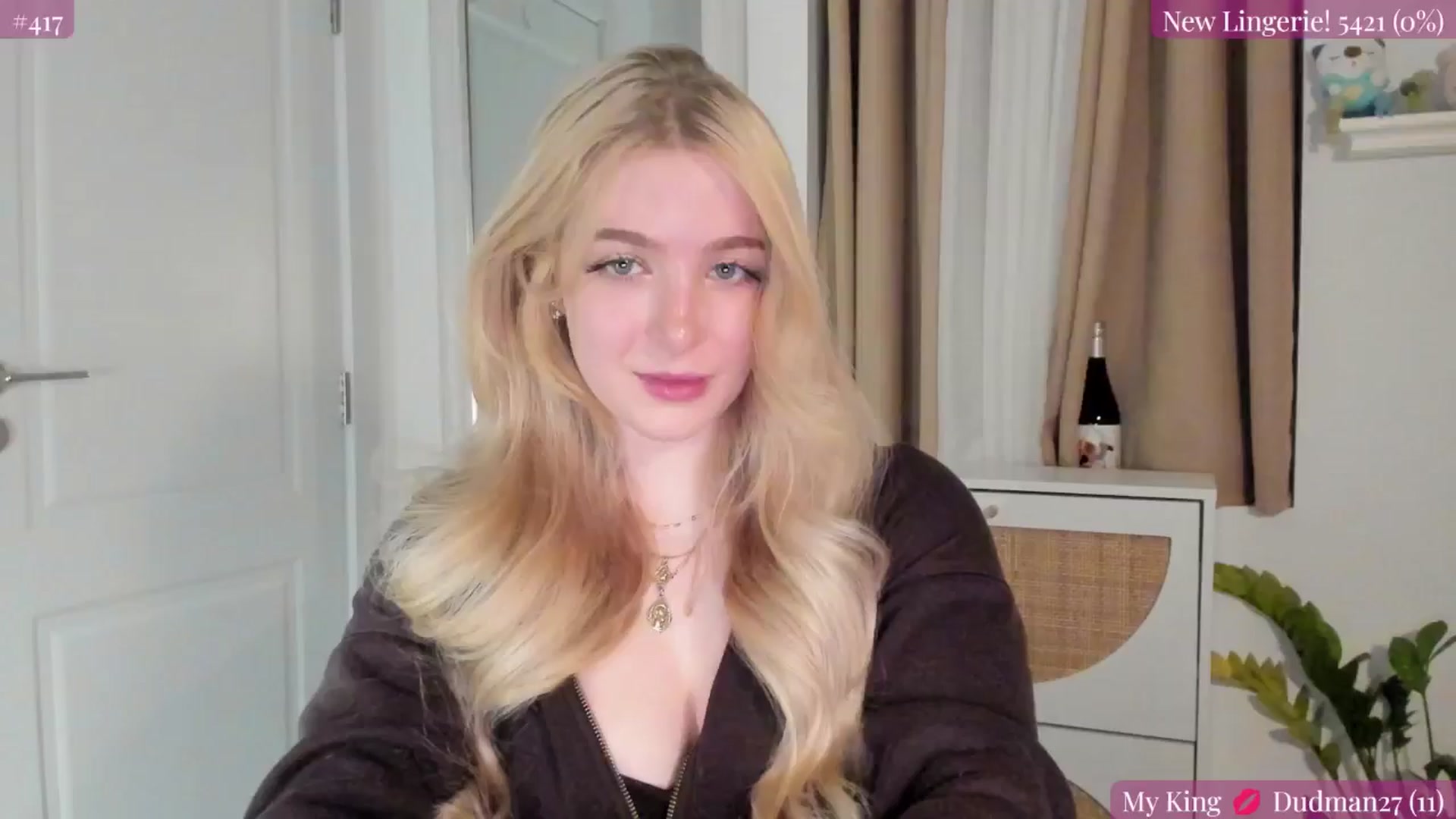 Gallery image thumbnail from NightSky's myfreecams stream on, 02/24/2025, 03:38 image 1 of 20