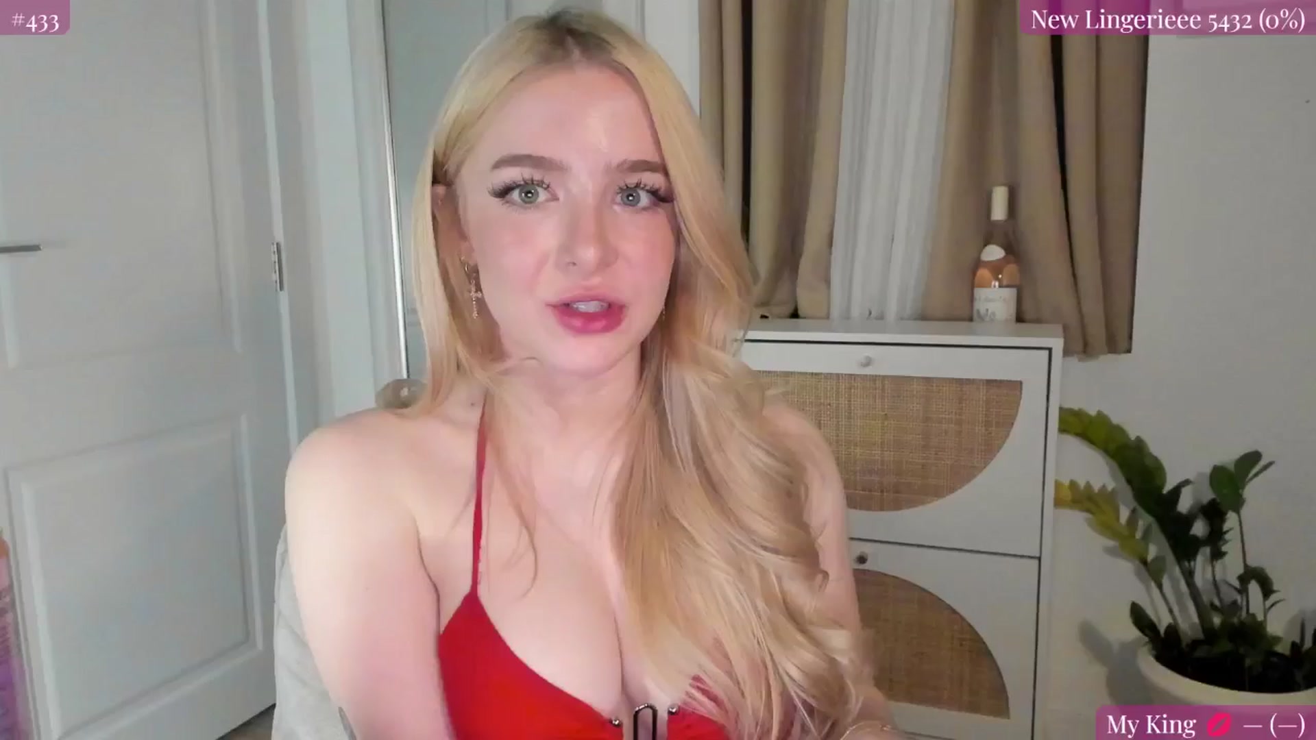 Gallery image thumbnail from NightSky's myfreecams stream on, 03/01/2025, 24:01 image 19 of 20