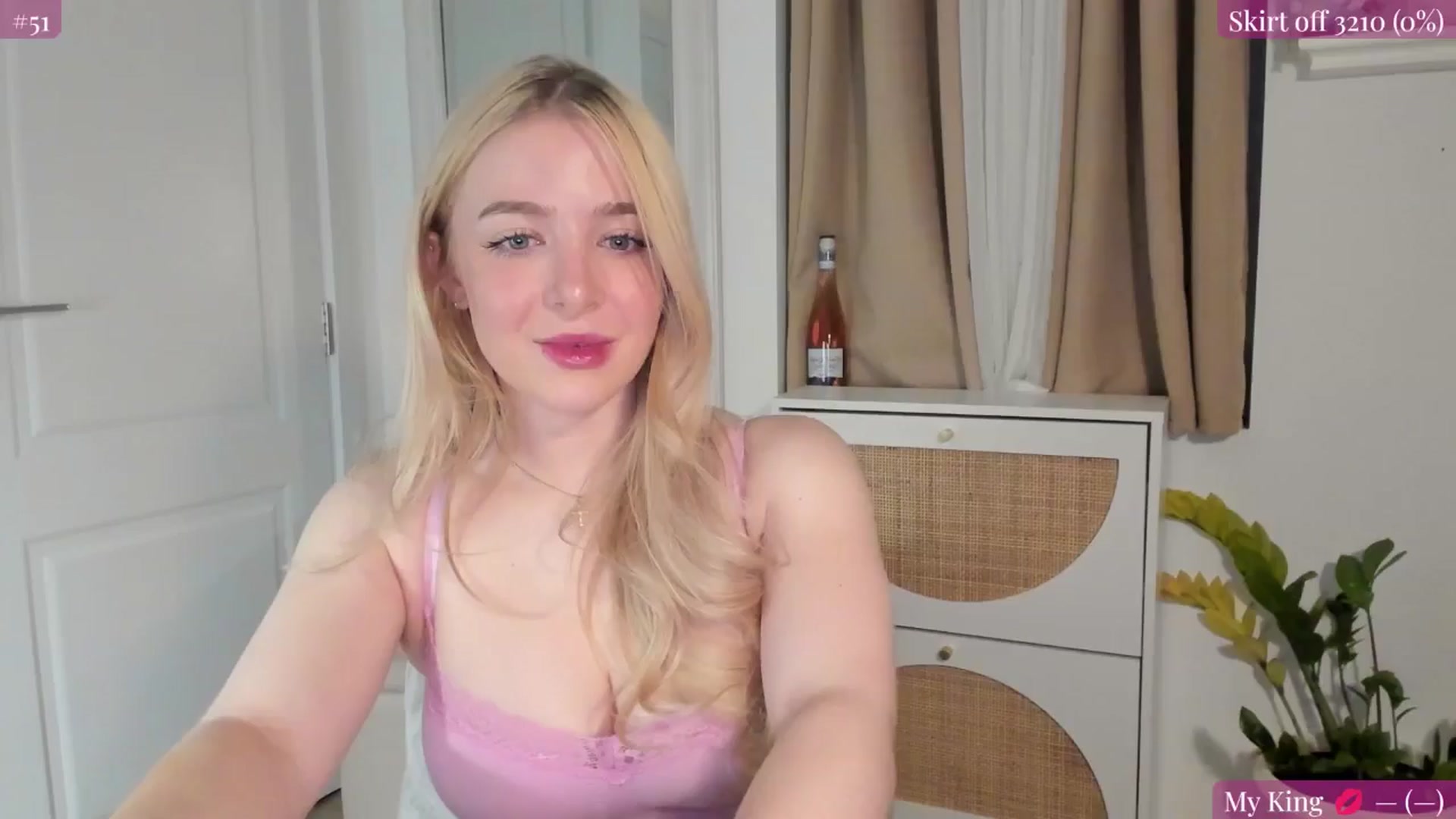 Gallery image thumbnail from NightSky's myfreecams stream on, 03/08/2025, 04:00 image 1 of 20