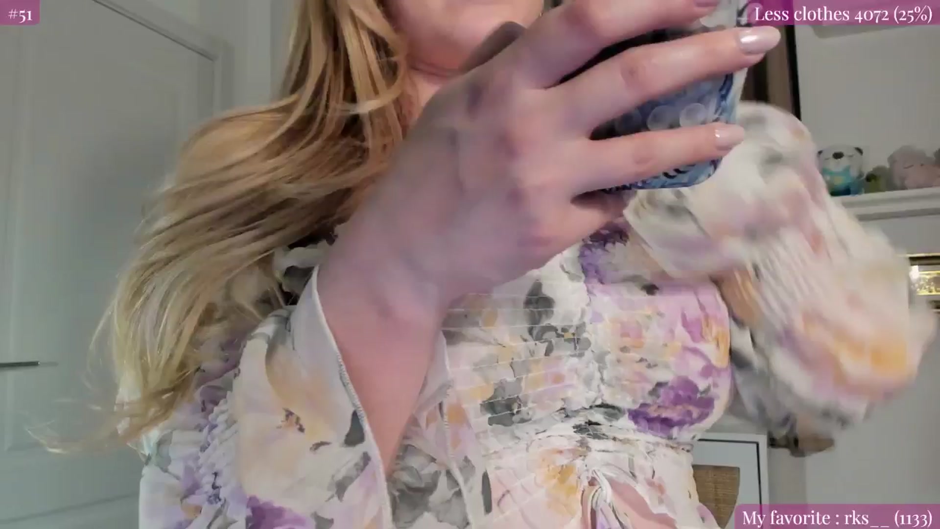 Gallery image thumbnail from NightSky's myfreecams stream on, 03/15/2025, 02:43 image 14 of 20