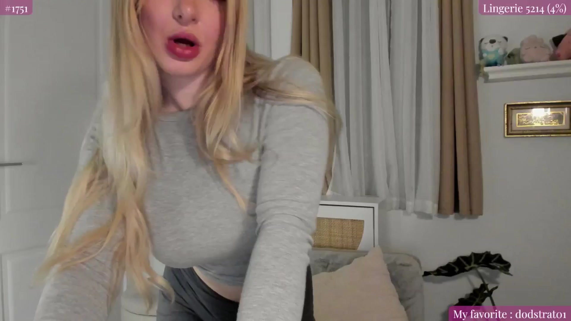 Gallery image thumbnail from NightSky's myfreecams stream on, 04/02/2025, 02:01 image 2 of 20