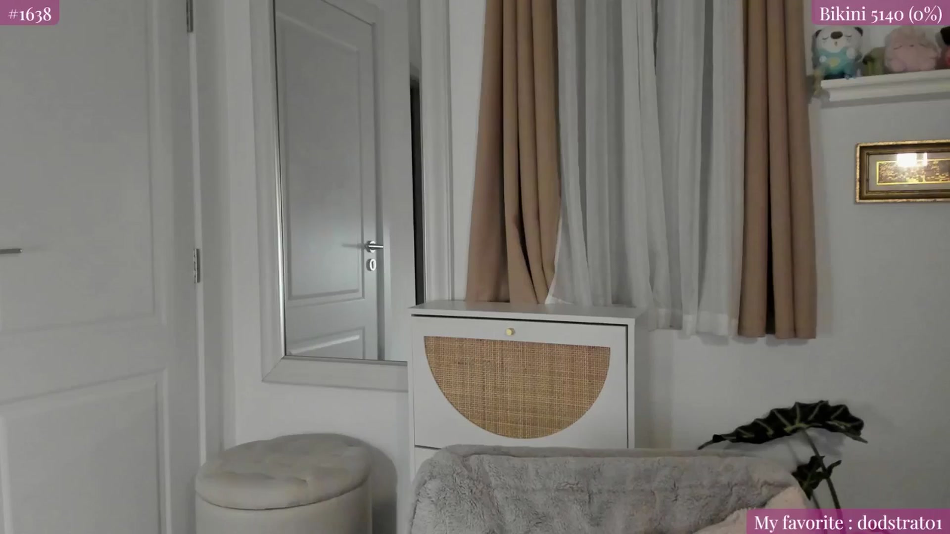 Gallery image thumbnail from NightSky's myfreecams stream on, 04/02/2025, 02:01 image 9 of 20