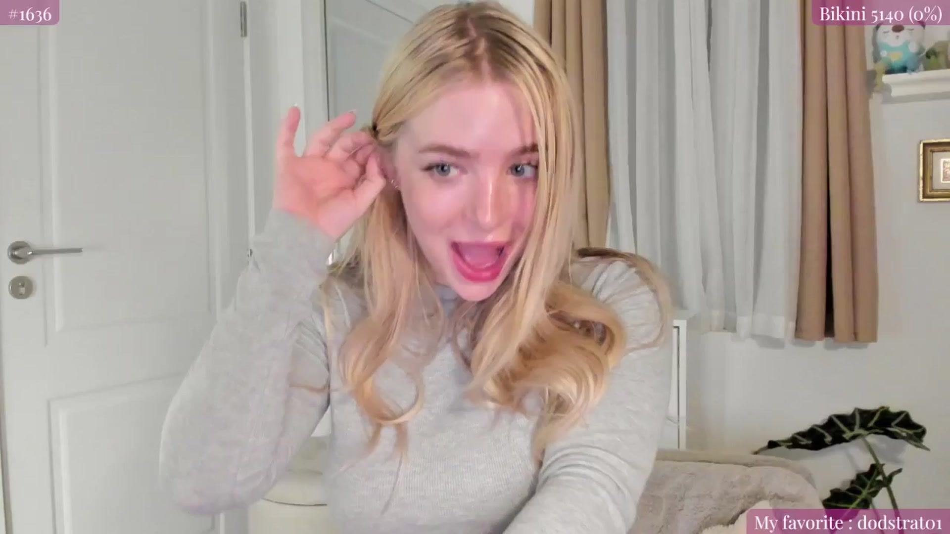 Gallery image thumbnail from NightSky's myfreecams stream on, 04/02/2025, 02:01 image 8 of 20