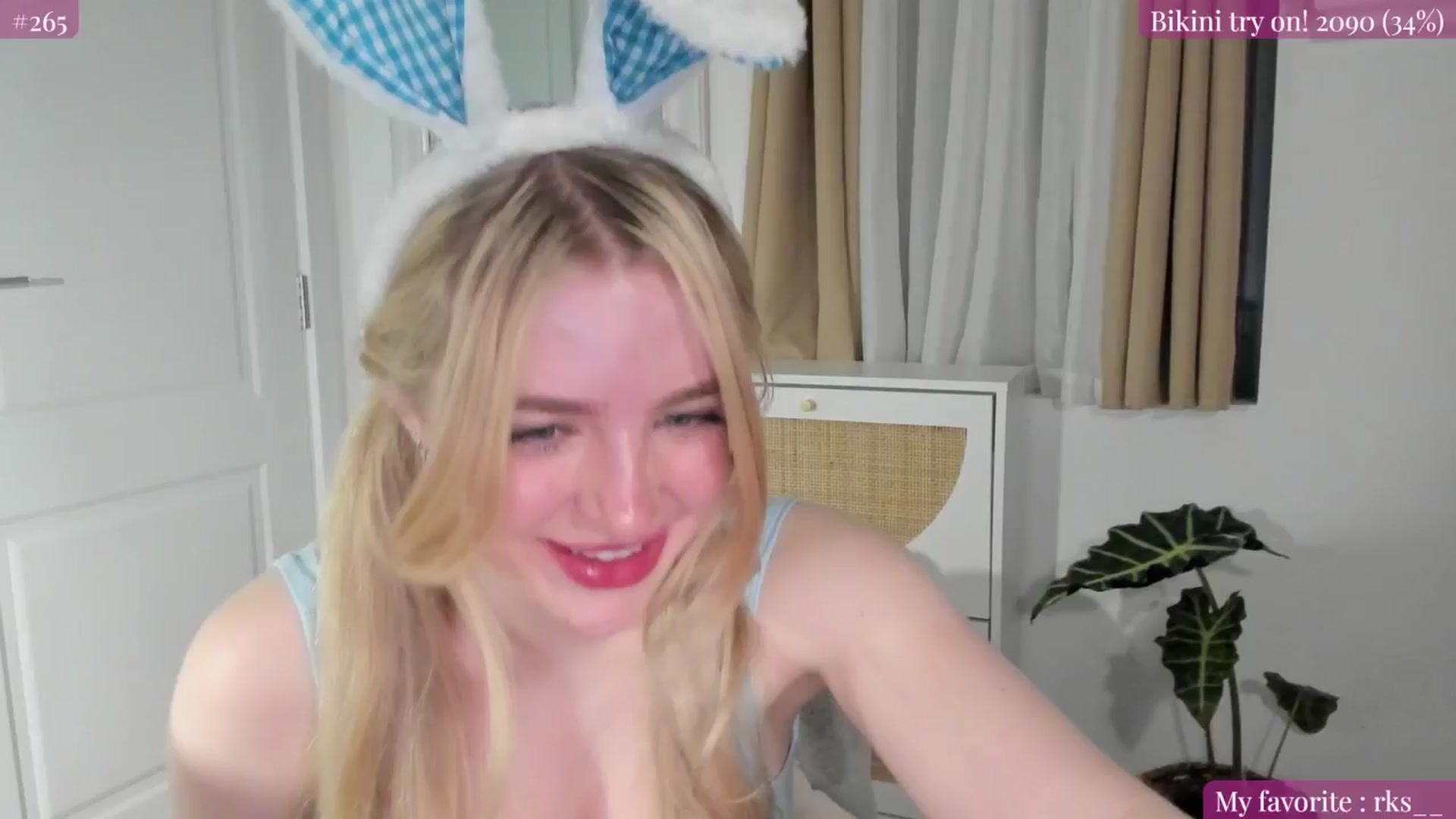 Gallery image thumbnail from NightSky's myfreecams stream on, 04/05/2025, 04:39 image 8 of 20