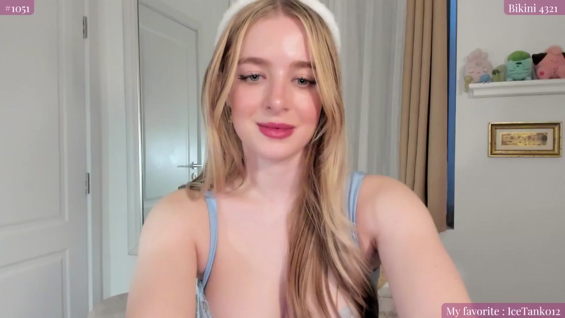Gallery image thumbnail from NightSky's myfreecams stream on, 04/21/2025, 01:24 image 6 of 20