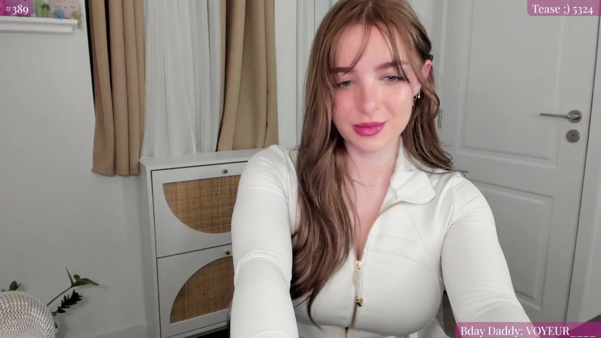 Gallery image thumbnail from NightSky's myfreecams stream on, 05/12/2025, 02:41 image 17 of 20