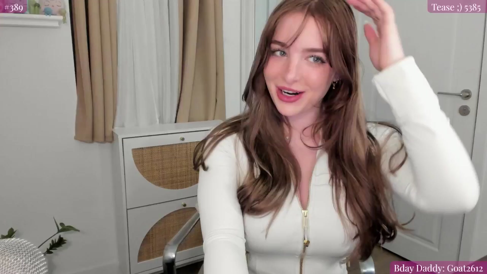 Gallery image thumbnail from NightSky's myfreecams stream on, 05/12/2025, 02:41 image 8 of 20