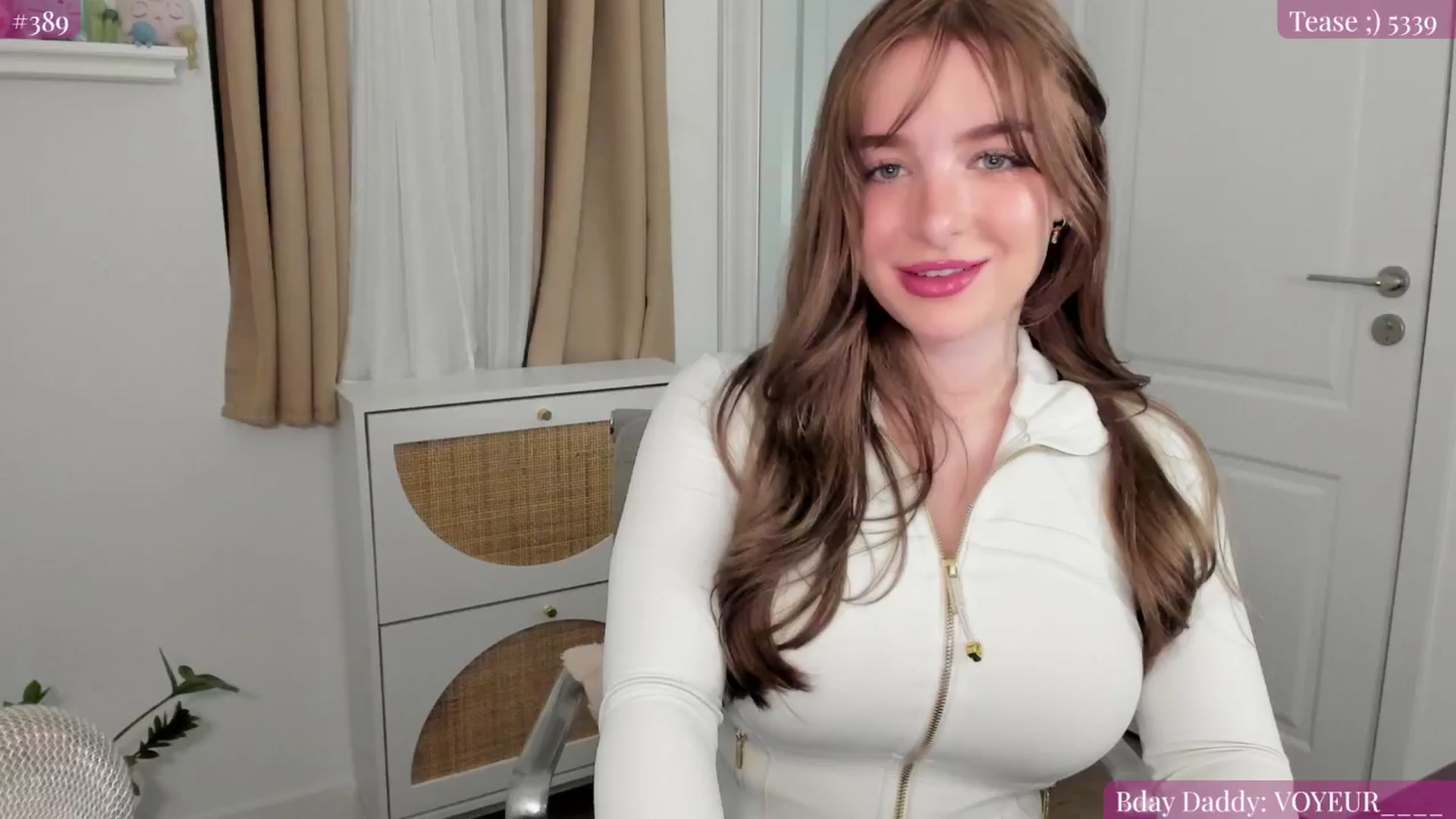 Gallery image thumbnail from NightSky's myfreecams stream on, 05/12/2025, 02:41 image 15 of 20