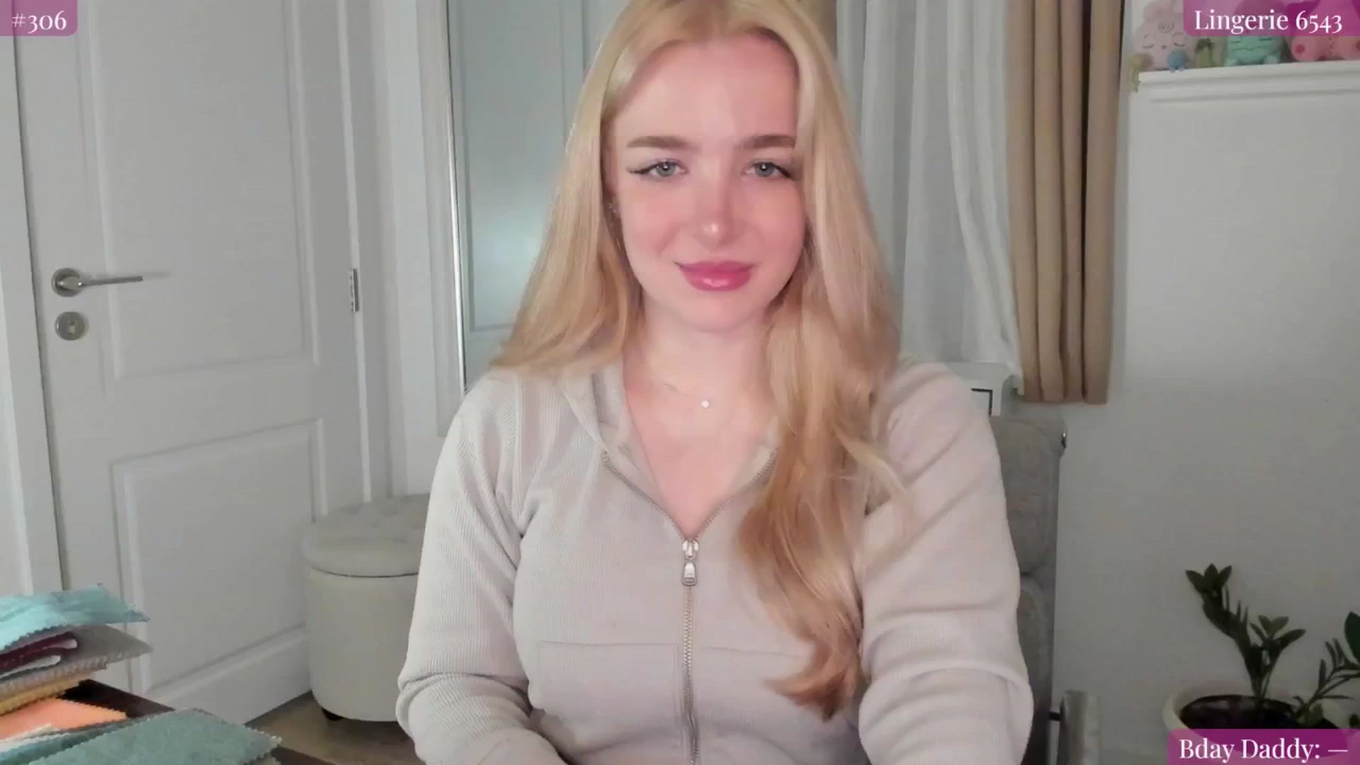 Gallery image thumbnail from NightSky's myfreecams stream on, 05/15/2025, 04:35 image 2 of 20