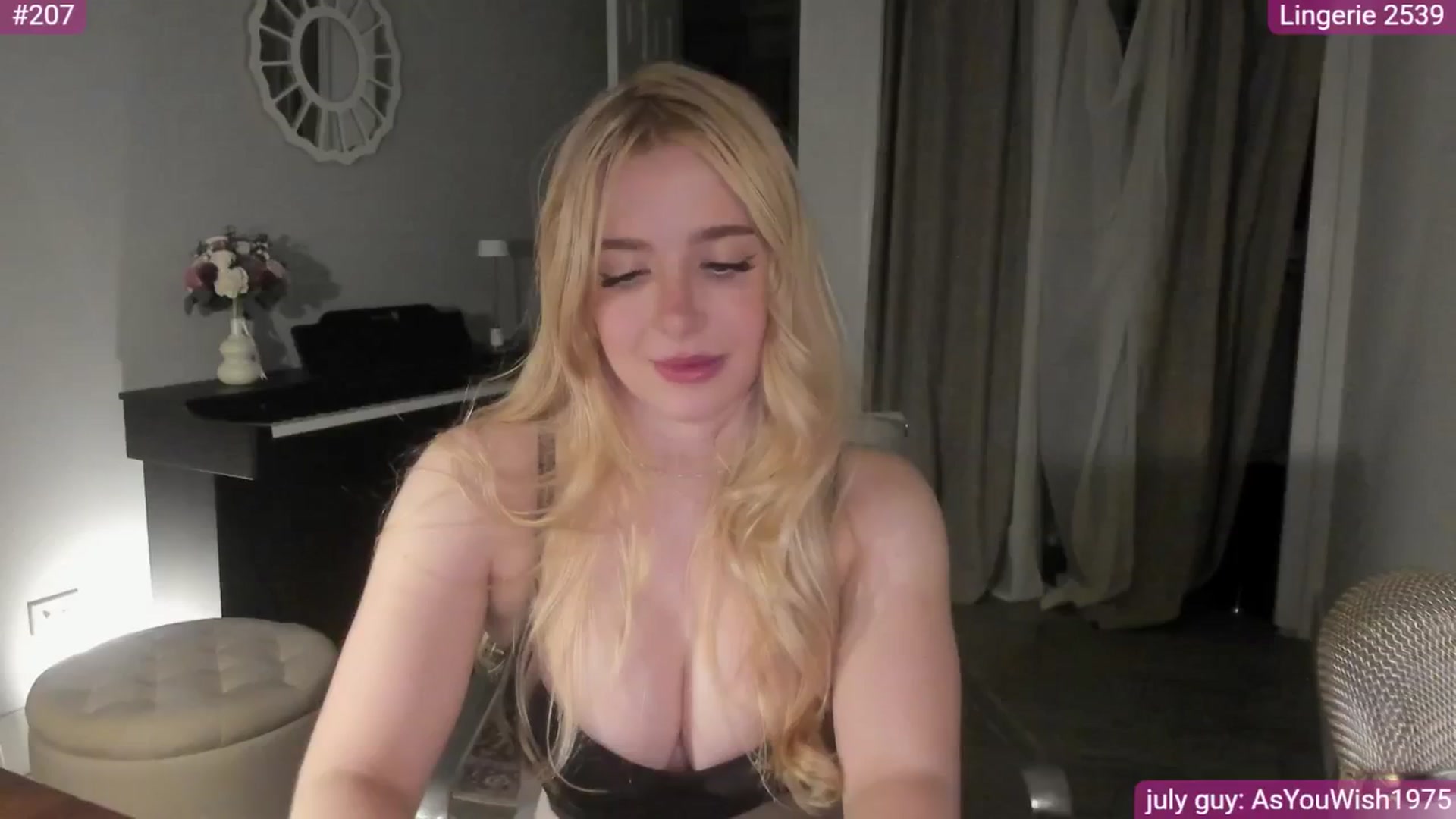 Gallery image thumbnail from NightSky's myfreecams stream on, 07/15/2025, 04:56 image 14 of 20