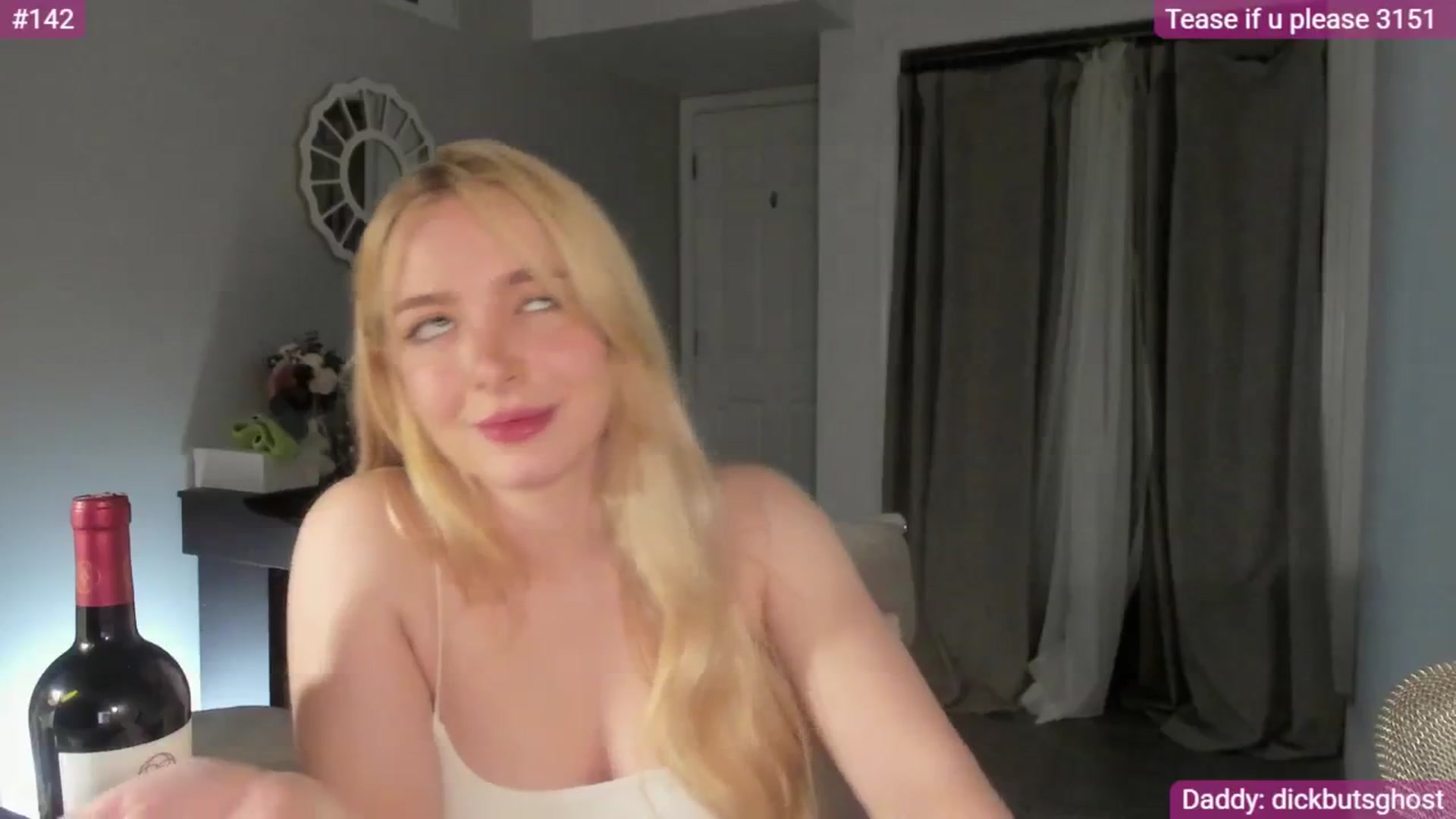 Gallery image thumbnail from NightSky's myfreecams stream on, 07/29/2025, 05:37 image 7 of 20