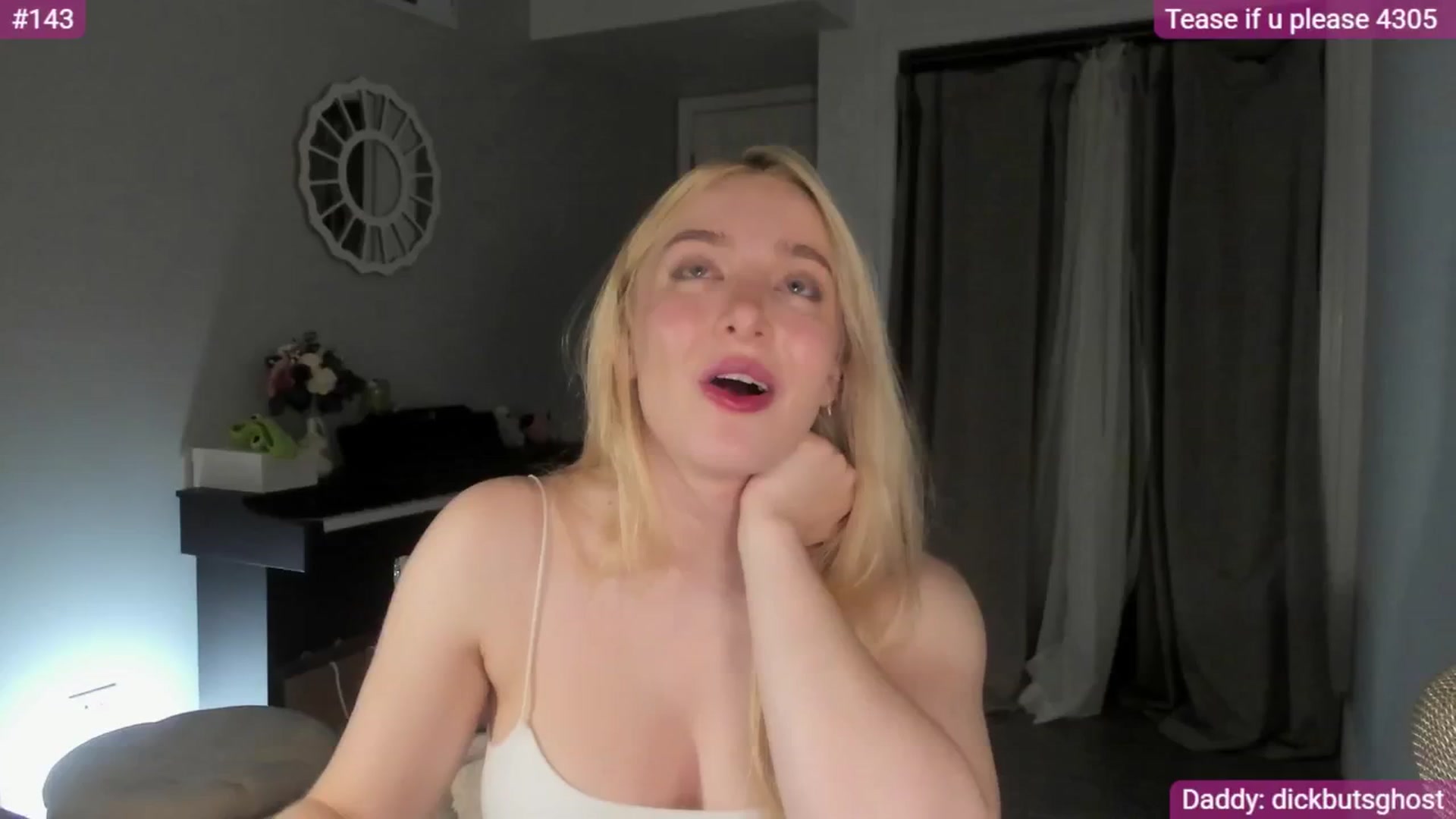 Gallery image thumbnail from NightSky's myfreecams stream on, 07/29/2025, 05:37 image 3 of 20
