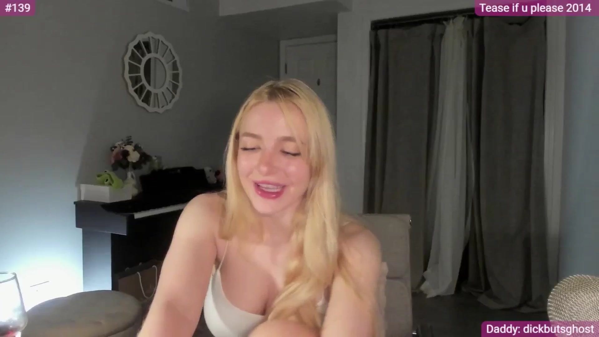 Gallery image thumbnail from NightSky's myfreecams stream on, 07/29/2025, 05:37 image 12 of 20