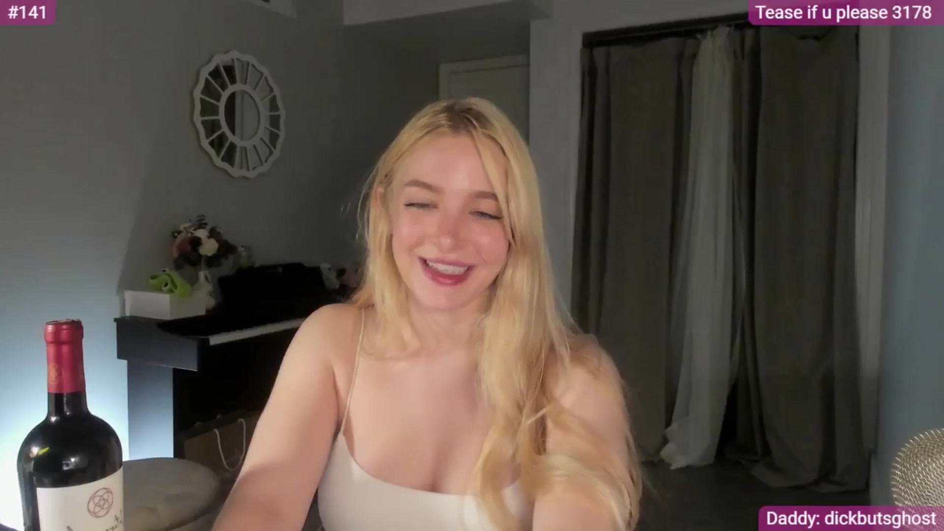 Gallery image thumbnail from NightSky's myfreecams stream on, 07/29/2025, 05:37 image 6 of 20