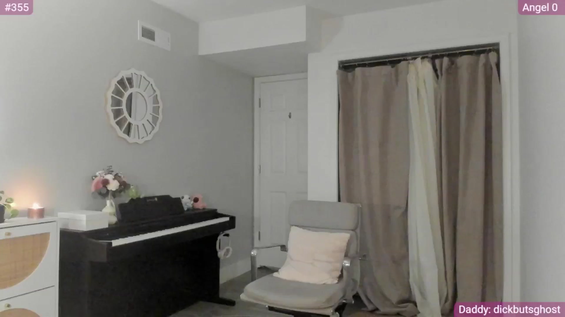 Gallery image thumbnail from NightSky's myfreecams stream on, 08/02/2025, 05:40 image 5 of 20