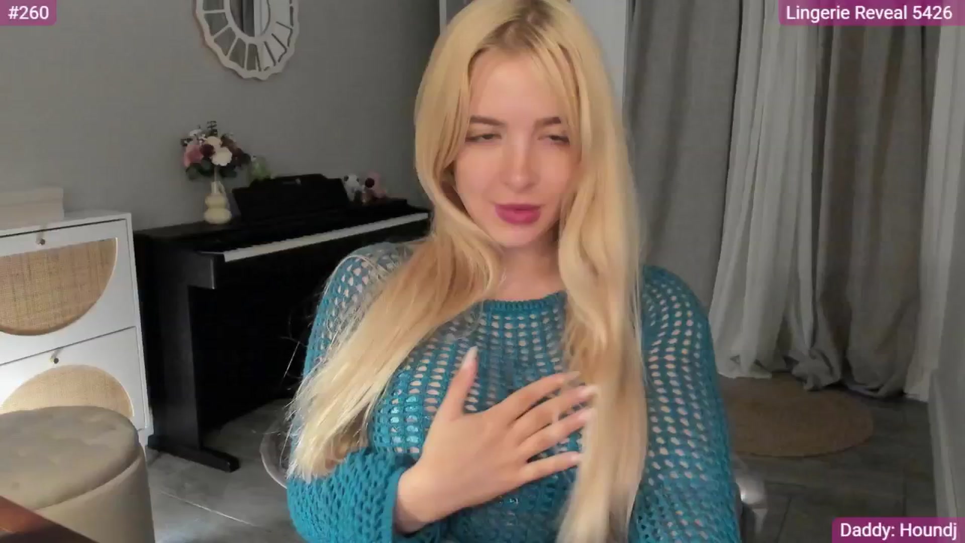 Gallery image thumbnail from NightSky's myfreecams stream on, 08/07/2025, 01:32 image 1 of 20