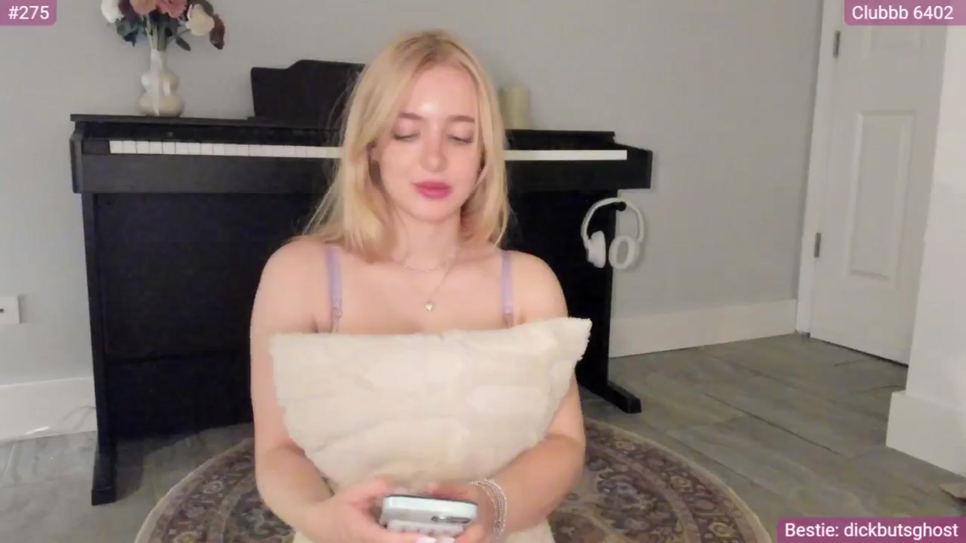 Gallery image thumbnail from NightSky's myfreecams stream on, 08/24/2025, 05:40 image 19 of 20