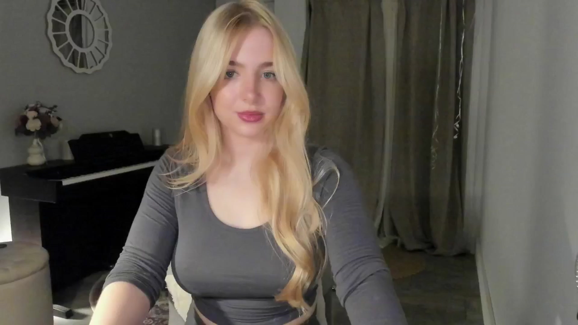 Gallery image thumbnail from NightSky's myfreecams stream on, 09/08/2025, 01:06 image 3 of 20