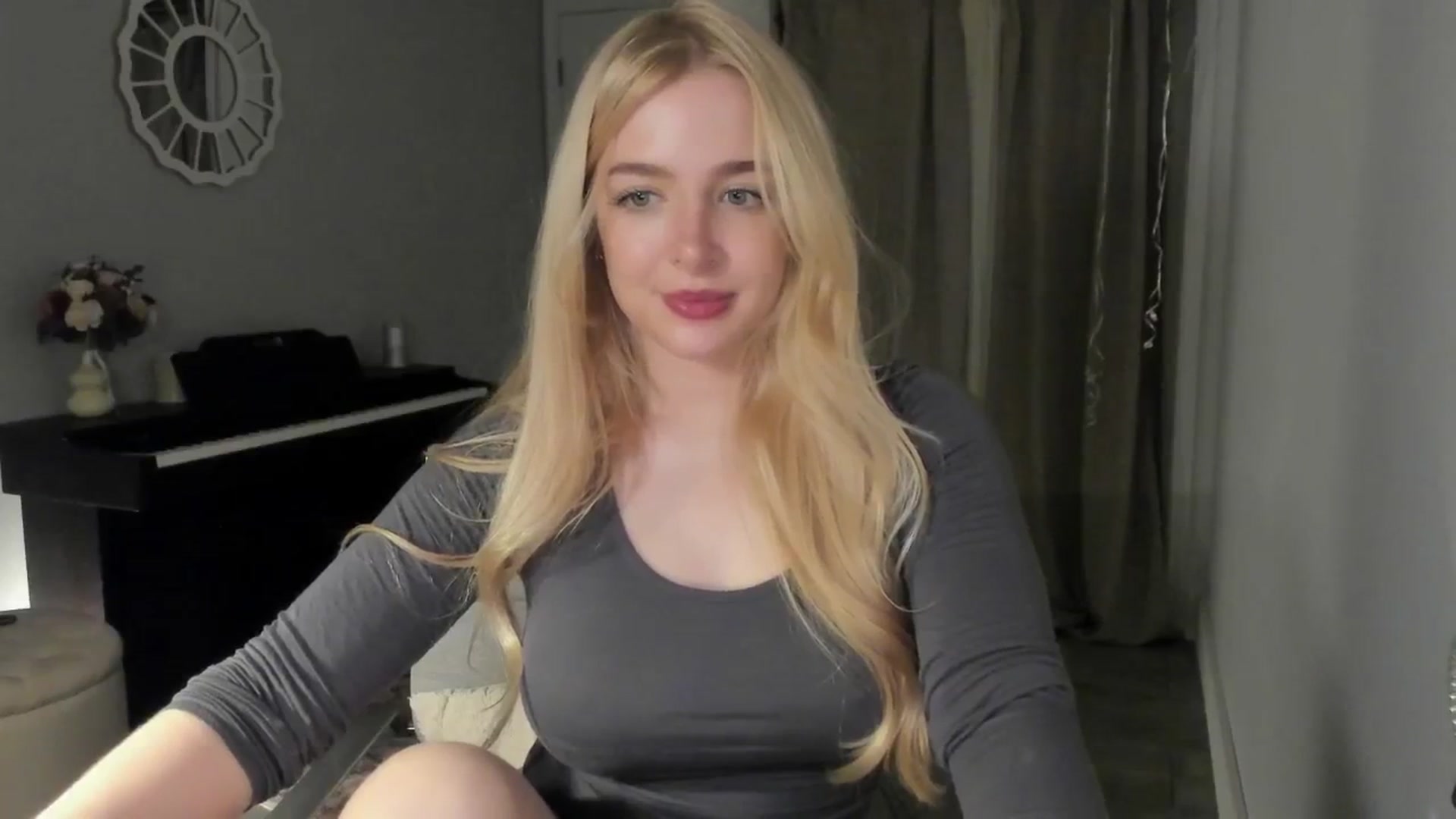 Gallery image thumbnail from NightSky's myfreecams stream on, 09/08/2025, 01:06 image 6 of 20