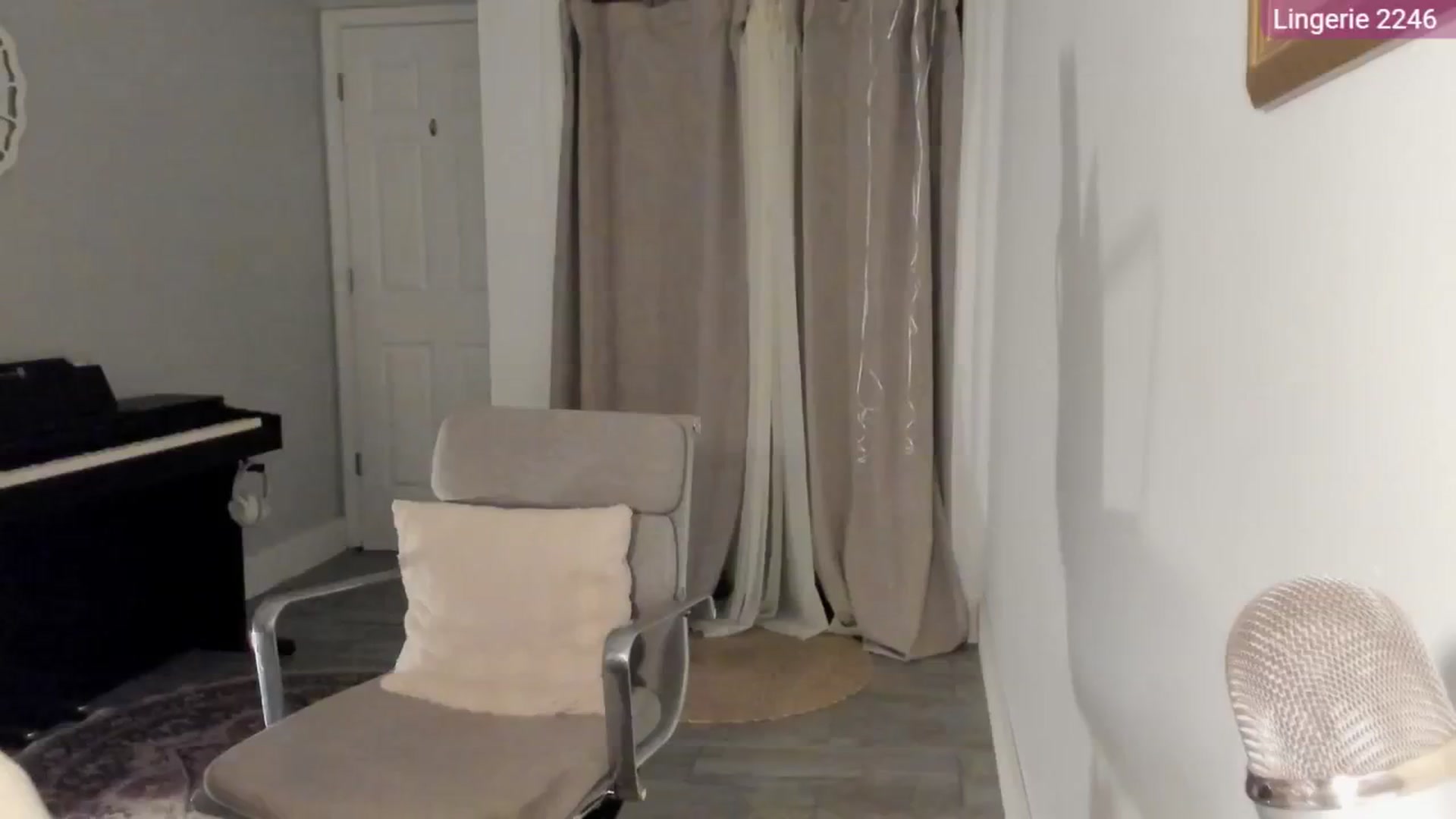 Gallery image thumbnail from NightSky's myfreecams stream on, 09/10/2025, 04:45 image 7 of 20
