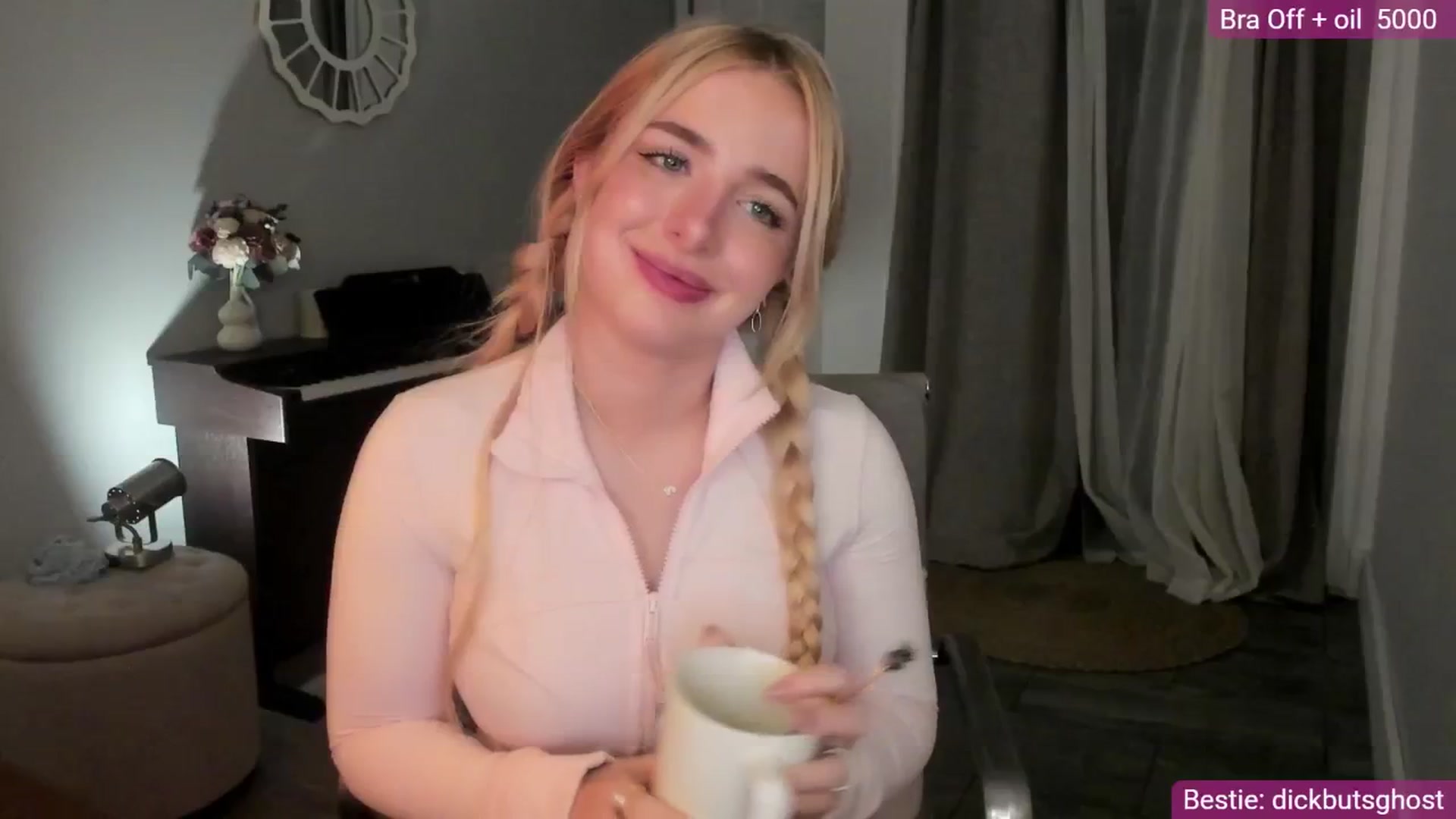 Gallery image thumbnail from NightSky's myfreecams stream on, 09/24/2025, 05:23 image 8 of 20