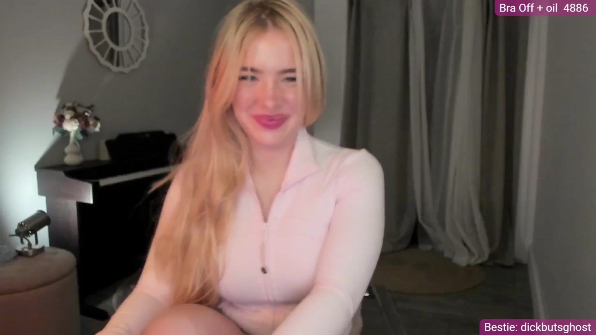 Gallery image thumbnail from NightSky's myfreecams stream on, 09/24/2025, 05:23 image 12 of 20