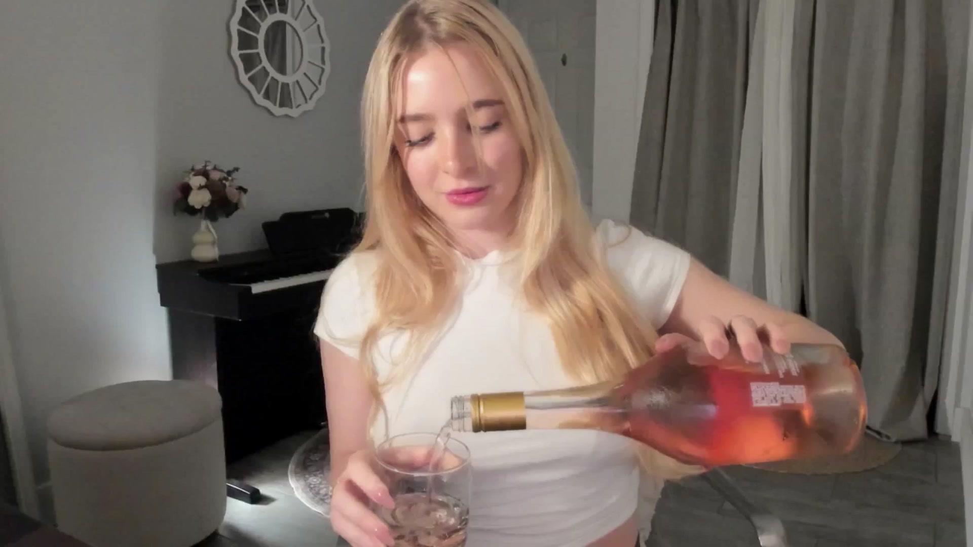 Gallery image thumbnail from NightSky's myfreecams stream on, 10/20/2025, 02:23 image 9 of 20