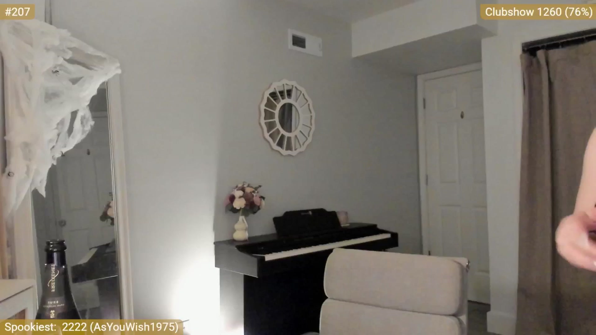 Gallery image thumbnail from NightSky's myfreecams stream on, 10/31/2025, 04:28 image 9 of 20