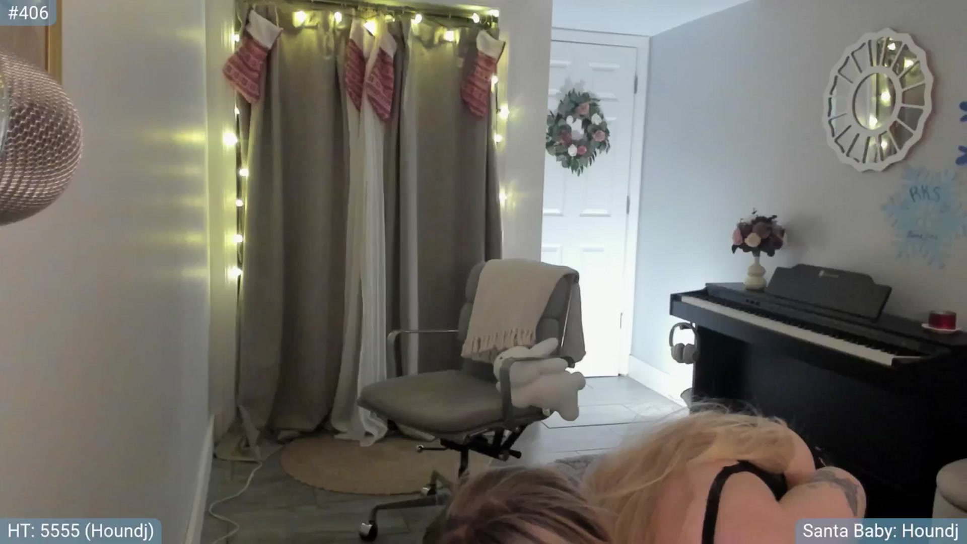 Gallery image thumbnail from NightSky's myfreecams stream on, 12/17/2025, 04:57 image 15 of 20
