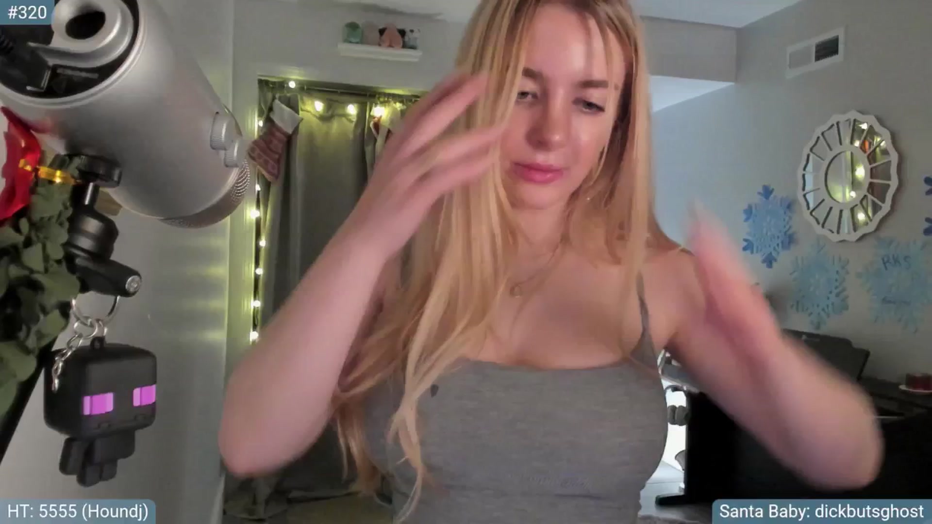 Gallery image thumbnail from NightSky's myfreecams stream on, 12/17/2025, 07:17 image 16 of 20