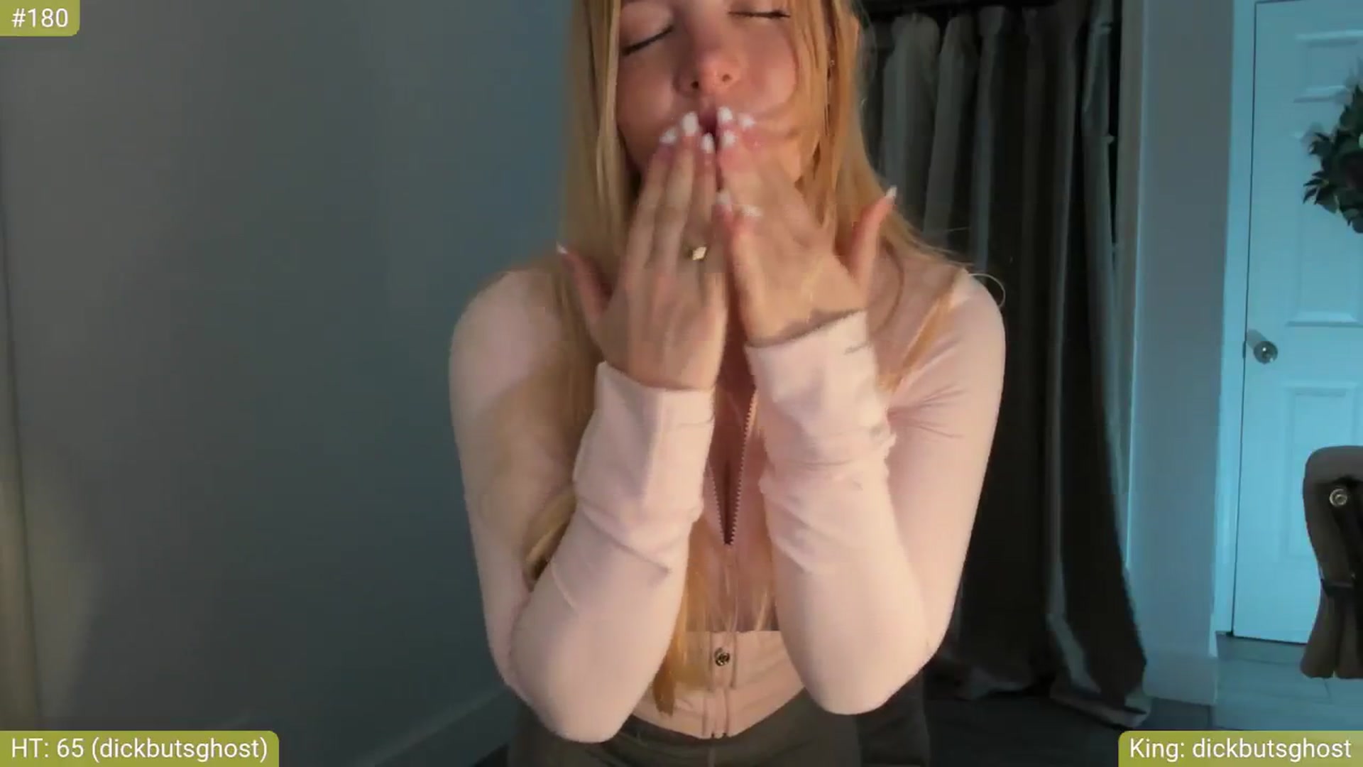 Gallery image thumbnail from NightSky's myfreecams stream on, 01/06/2026, 06:15 image 8 of 20