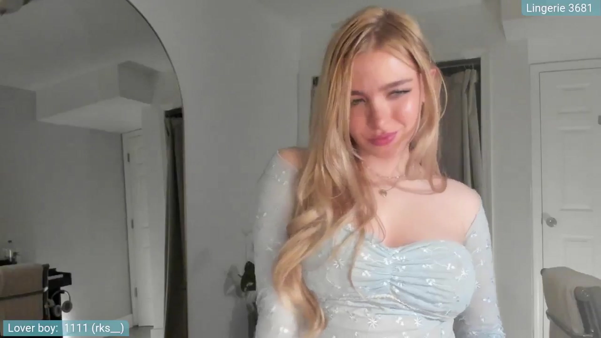 Gallery image thumbnail from NightSky's myfreecams stream on, 04/19/2026, 04:45 image 6 of 20