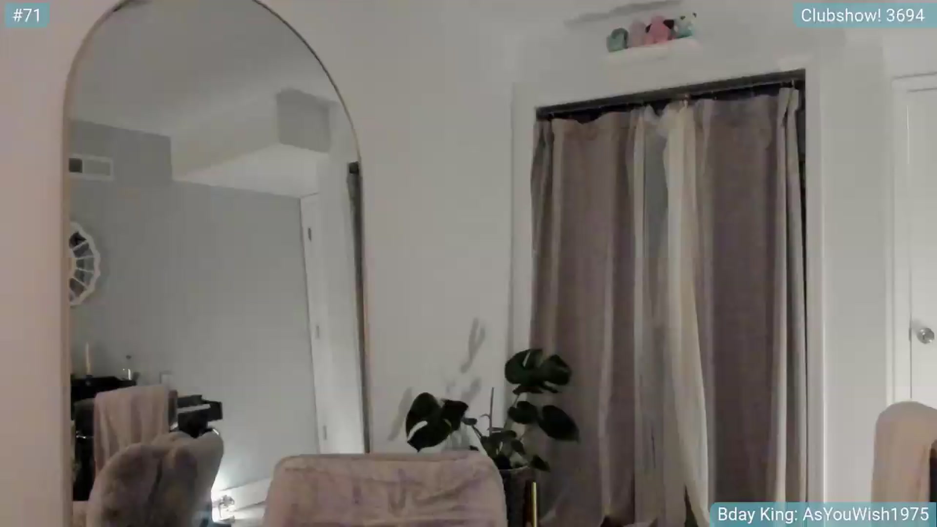 Gallery image thumbnail from NightSky's myfreecams stream on, 05/19/2026, 04:51 image 10 of 20