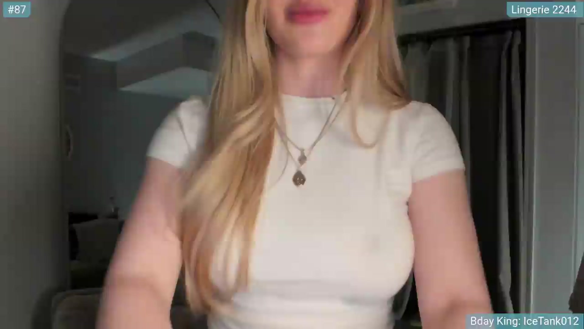 Gallery image thumbnail from NightSky's myfreecams stream on, 05/23/2026, 04:03 image 18 of 20