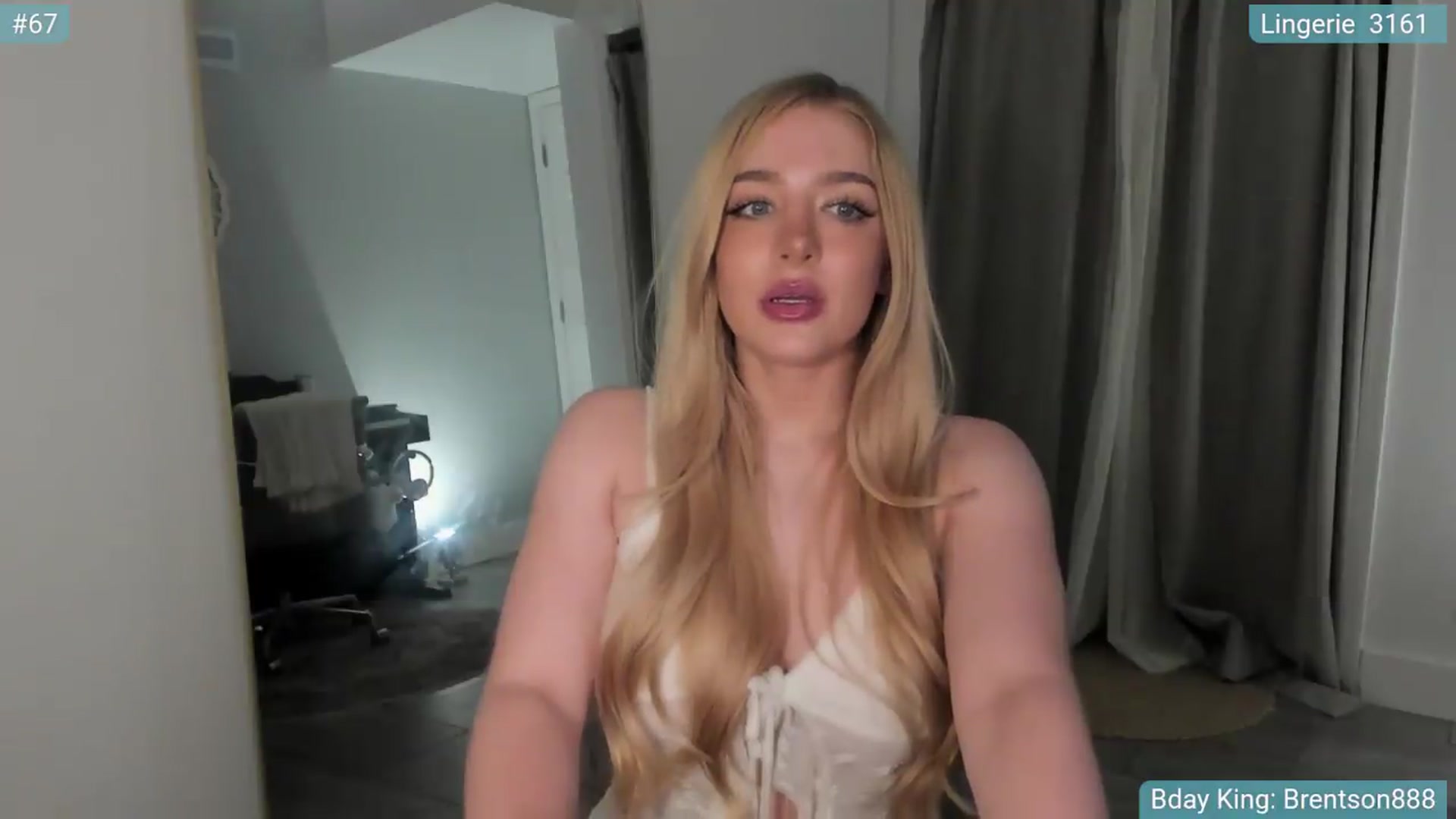 Gallery image thumbnail from NightSky's myfreecams stream on, 05/29/2026, 23:00 image 13 of 20