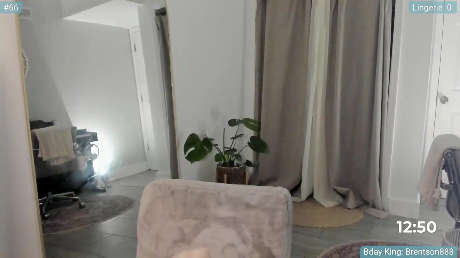 Gallery image thumbnail from NightSky's myfreecams stream on, 05/29/2026, 23:00 image 19 of 20