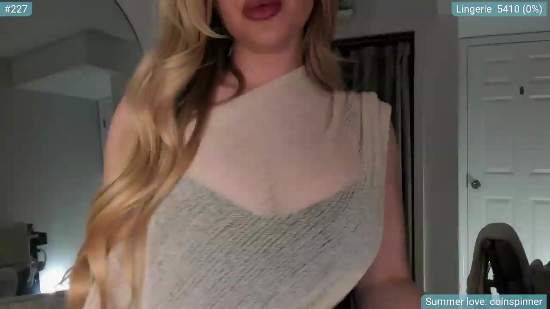 Gallery image thumbnail from NightSky's myfreecams stream on, 06/04/2026, 06:22 image 2 of 20