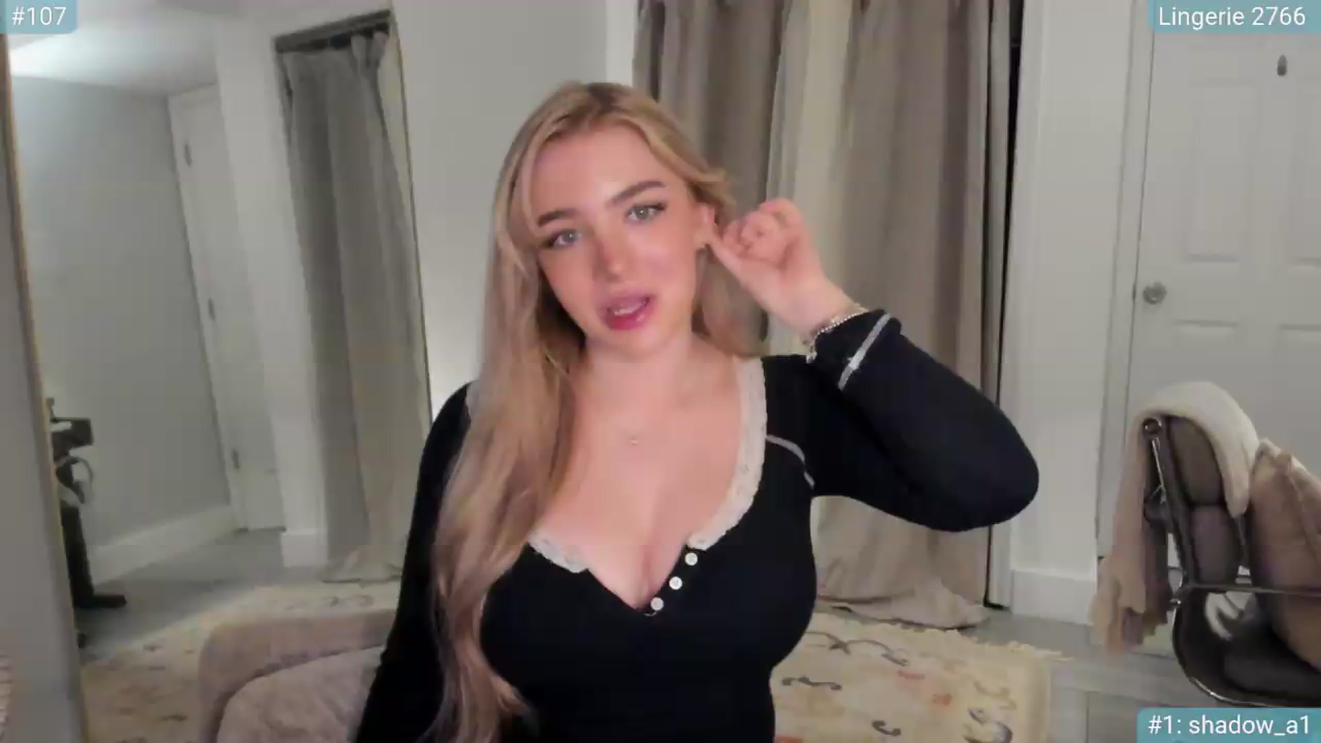 Gallery image thumbnail from NightSky's myfreecams stream on, 09/01/2026, 03:33 image 9 of 20