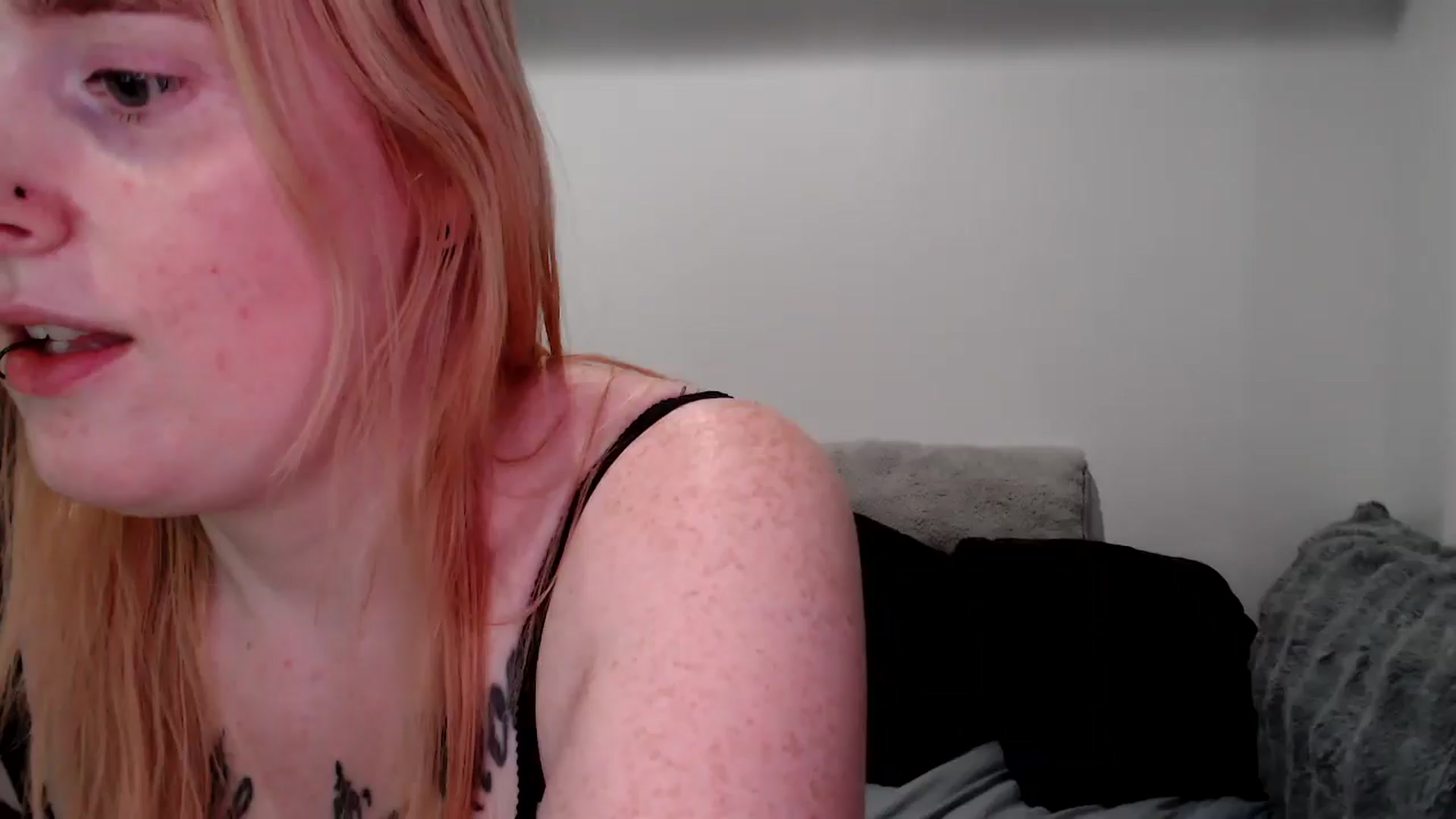 Gallery image thumbnail from Night_Shae's myfreecams stream on, 02/09/2025, 20:30 image 1 of 20