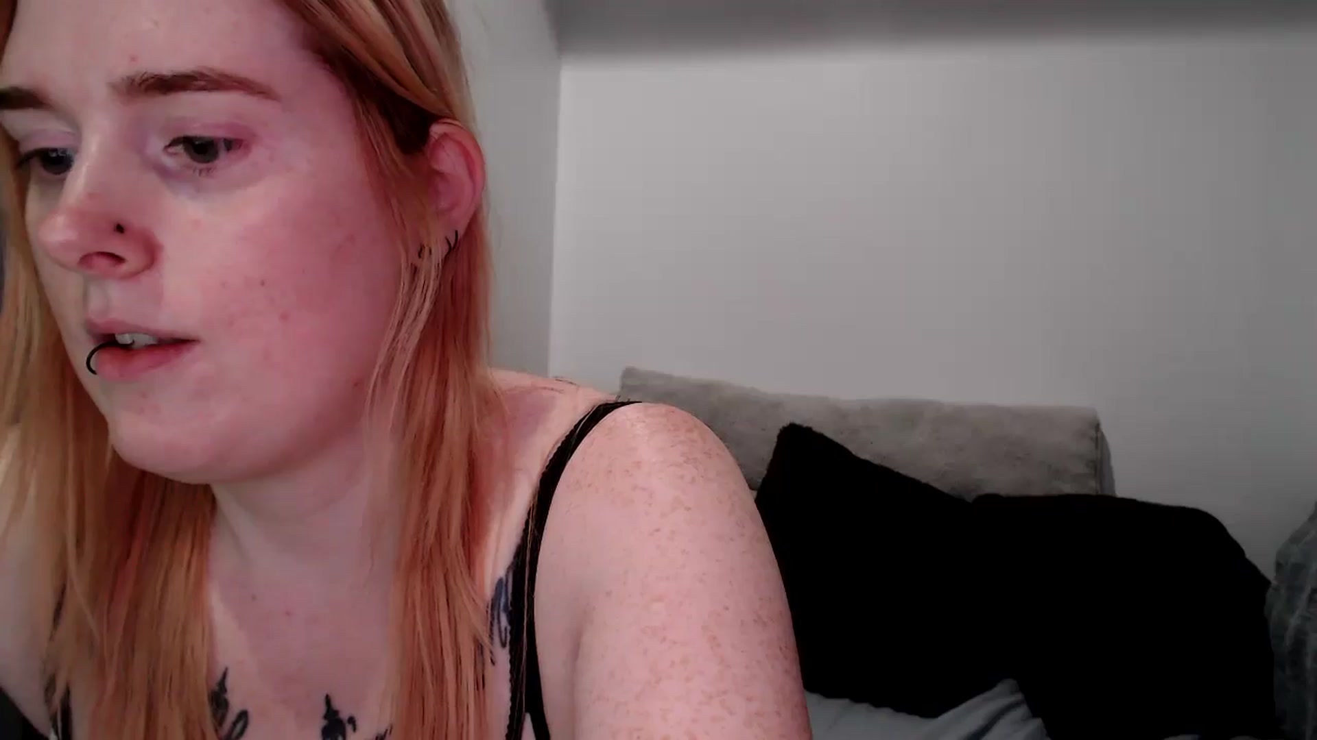 Gallery image thumbnail from Night_Shae's myfreecams stream on, 02/09/2025, 20:53 image 9 of 20