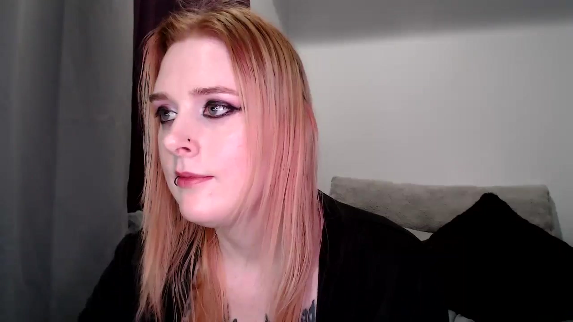 Gallery image thumbnail from Night_Shae's myfreecams stream on, 02/16/2025, 12:12 image 15 of 20